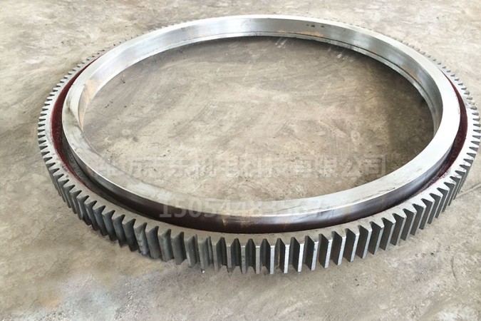 鑄鋼滾圈、齒圈（烘干設(shè)備附件）